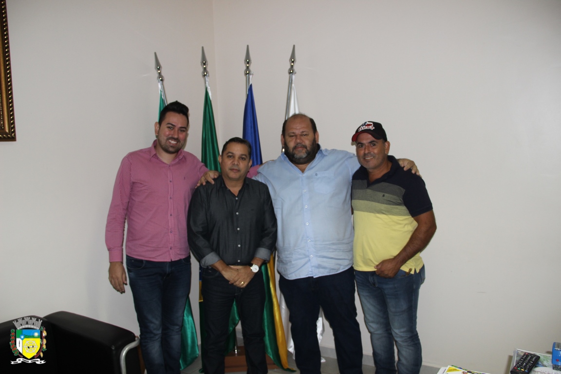 Prefeito de Aripuanã visita Câmara Municipal de Cacoal