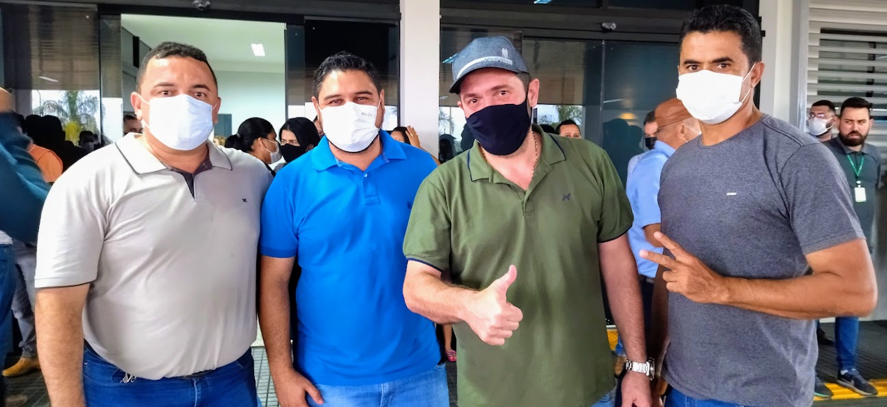 Câmara participa da Inauguração das obras do Aeroporto Capital do Café