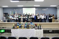 Em Moção de Aplausos do vereador Paulinho do Cinema, incentivadores do esporte são homenageados