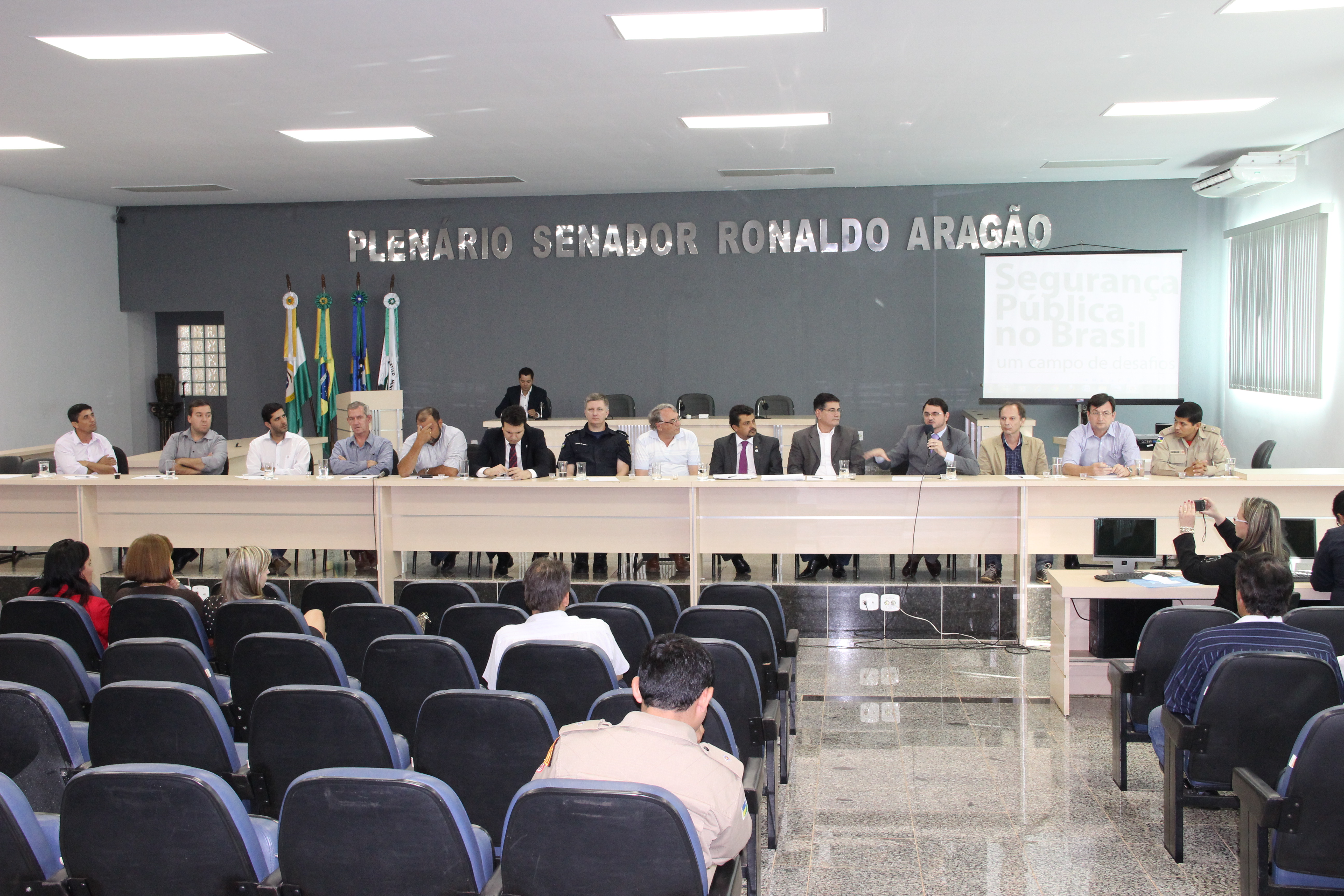 Câmara de Cacoal discute Segurança Pública 