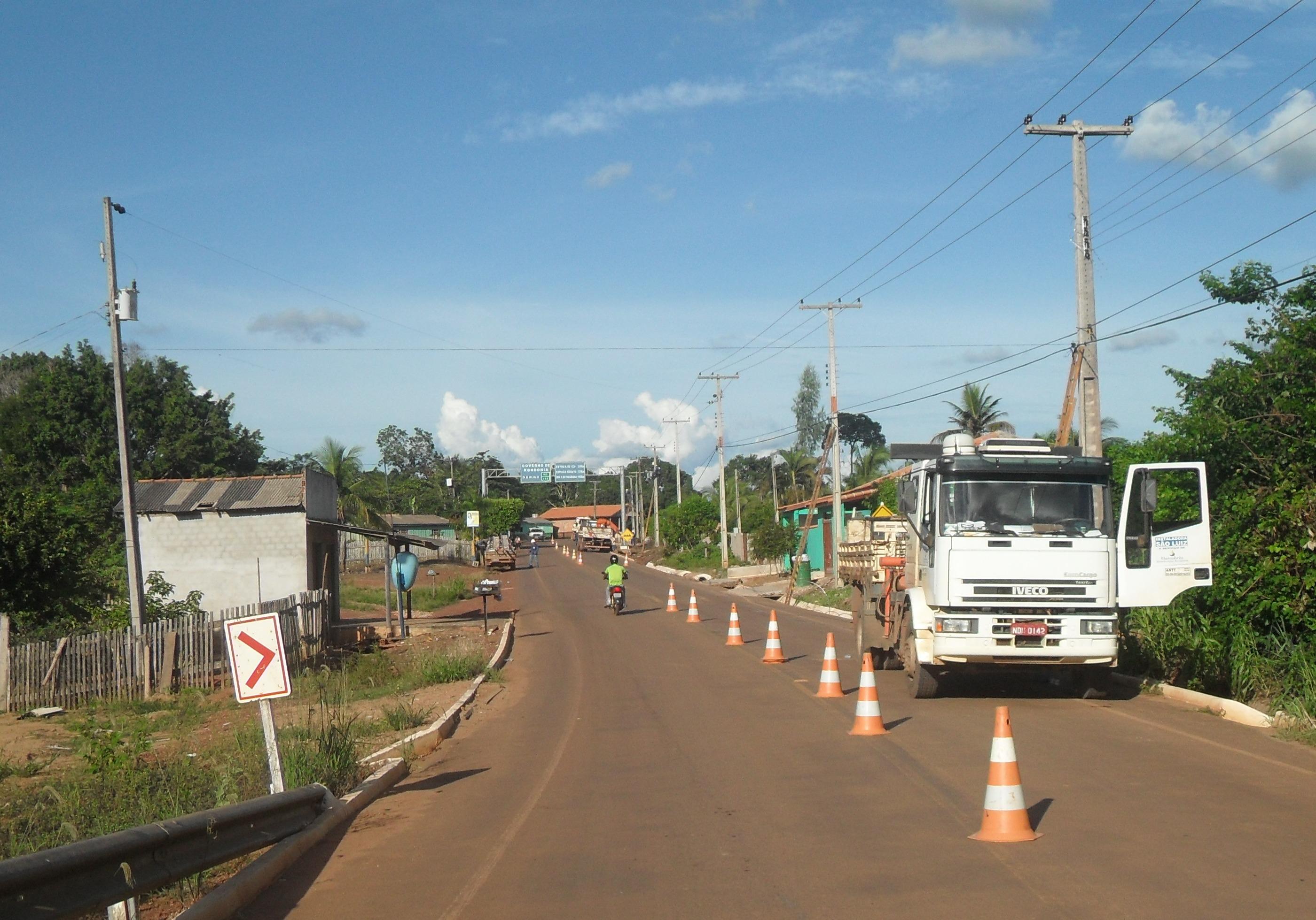 Cezar Castro destaca trabalho de iluminação na Rodovia do Café 