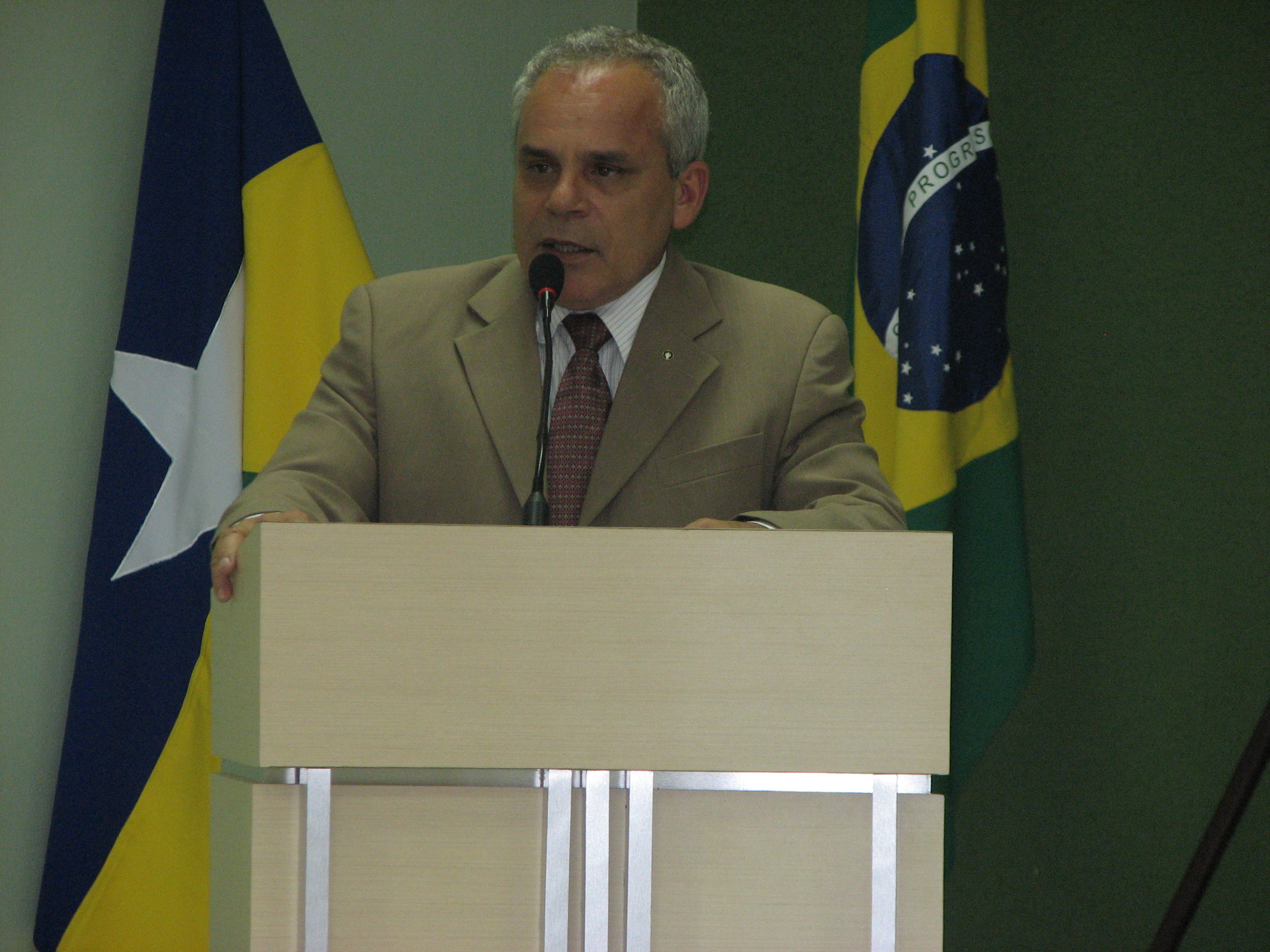 Katatal conclama pais a participar ativamente da educação dos filhos