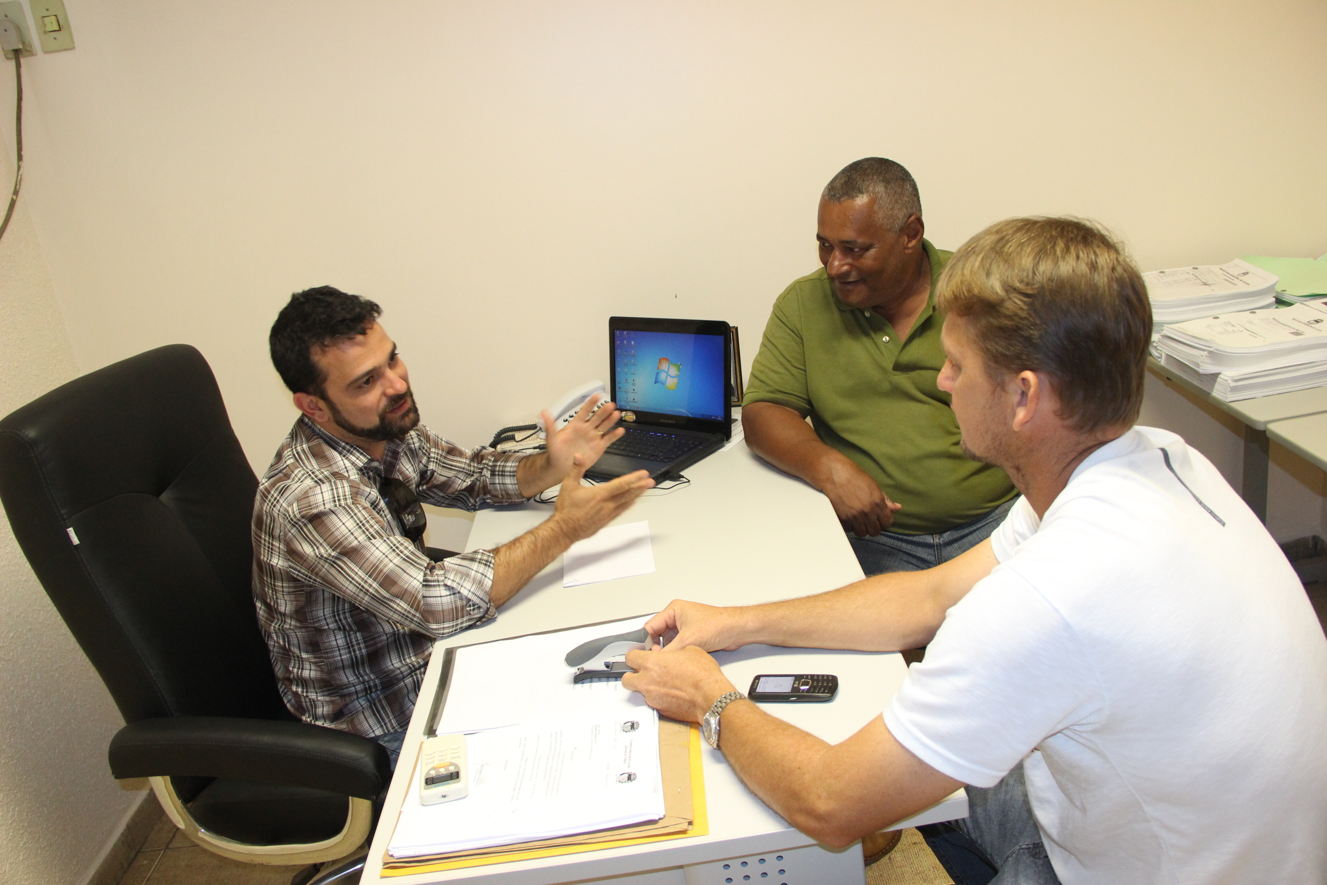  Poder Legislativo intercede para resolver problemas de Cacoal