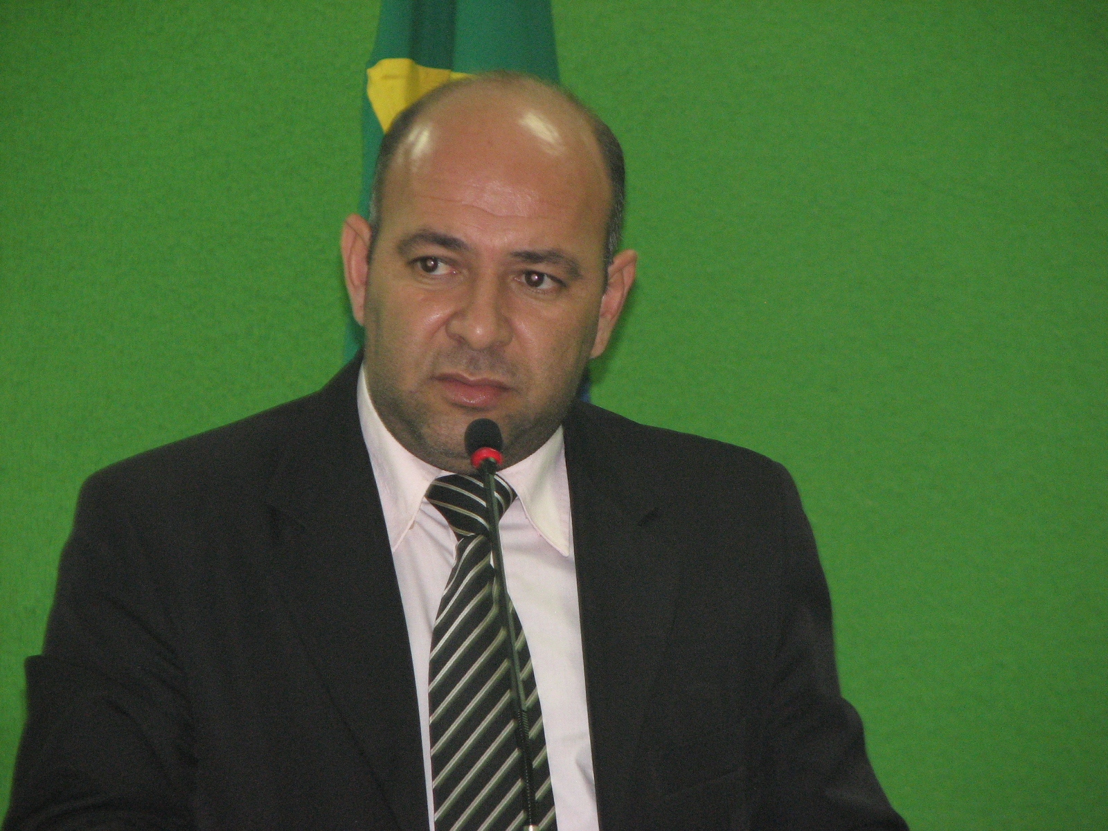 Projeto incentiva geração de empregos aos jovens