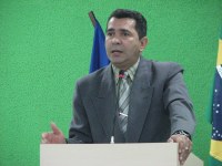 Vereador destaca estrutura do loteamento  Pichek