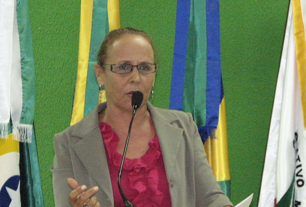 Vereadora Ury demonstra preocupação com a segurança no trânsito