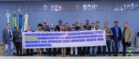 Câmara de Cacoal aprova reajuste de 33,24%, do piso salarial dos profissionais da educação