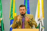 CIRURGIAS ELETIVAS: Pichek cobra informações do executivo, e da Semusa sobre a aplicação e destinação dos recursos de emenda da deputada Silvia Cristina