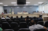 Discussão do projeto que visa extinguir o feriado de carnaval movimenta a reunião das comissões na Câmara