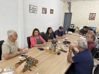 Pichek e Paulinho do Cinema se reúnem com Prefeito para discutir projeto que garante redução do ISS dos serviços oncológicos