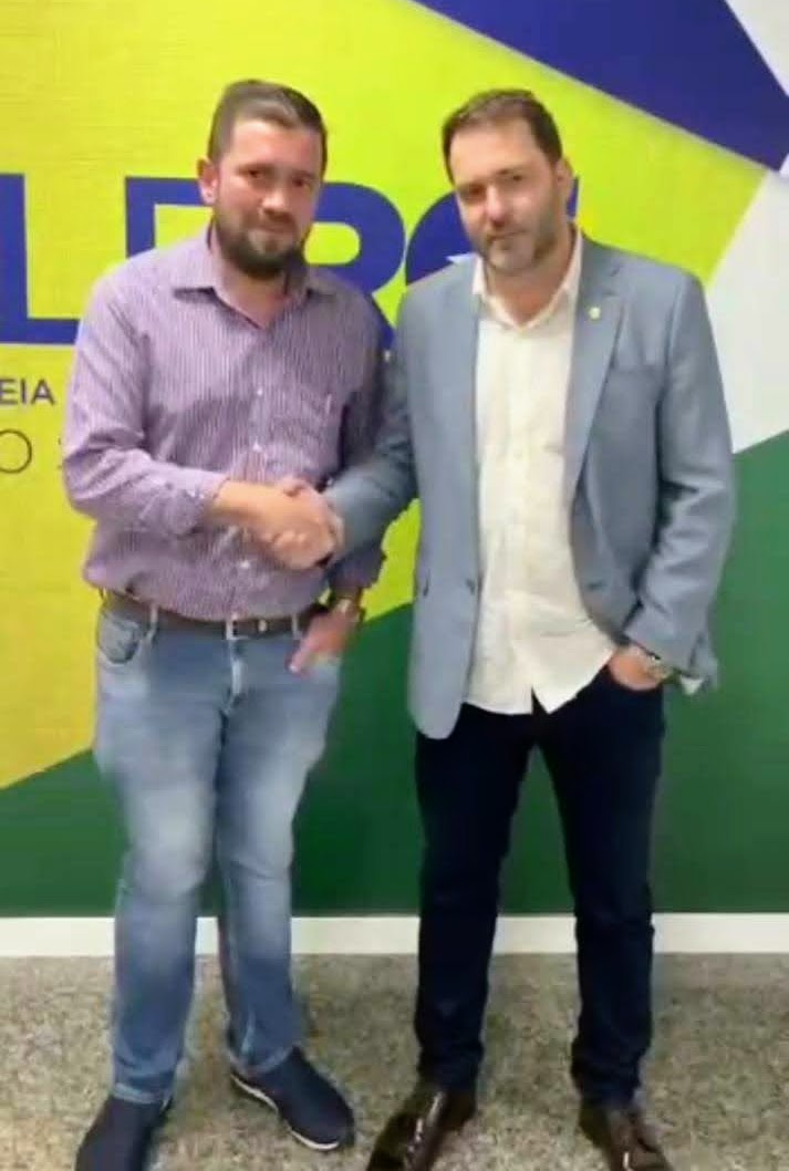 Pichek firma parceria para instalação do Banco do Povo na Câmara de vereadores de Cacoal