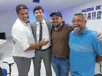 Pichek participa de reunião para desenvolver a Campanha de Combate às queimadas urbanas 