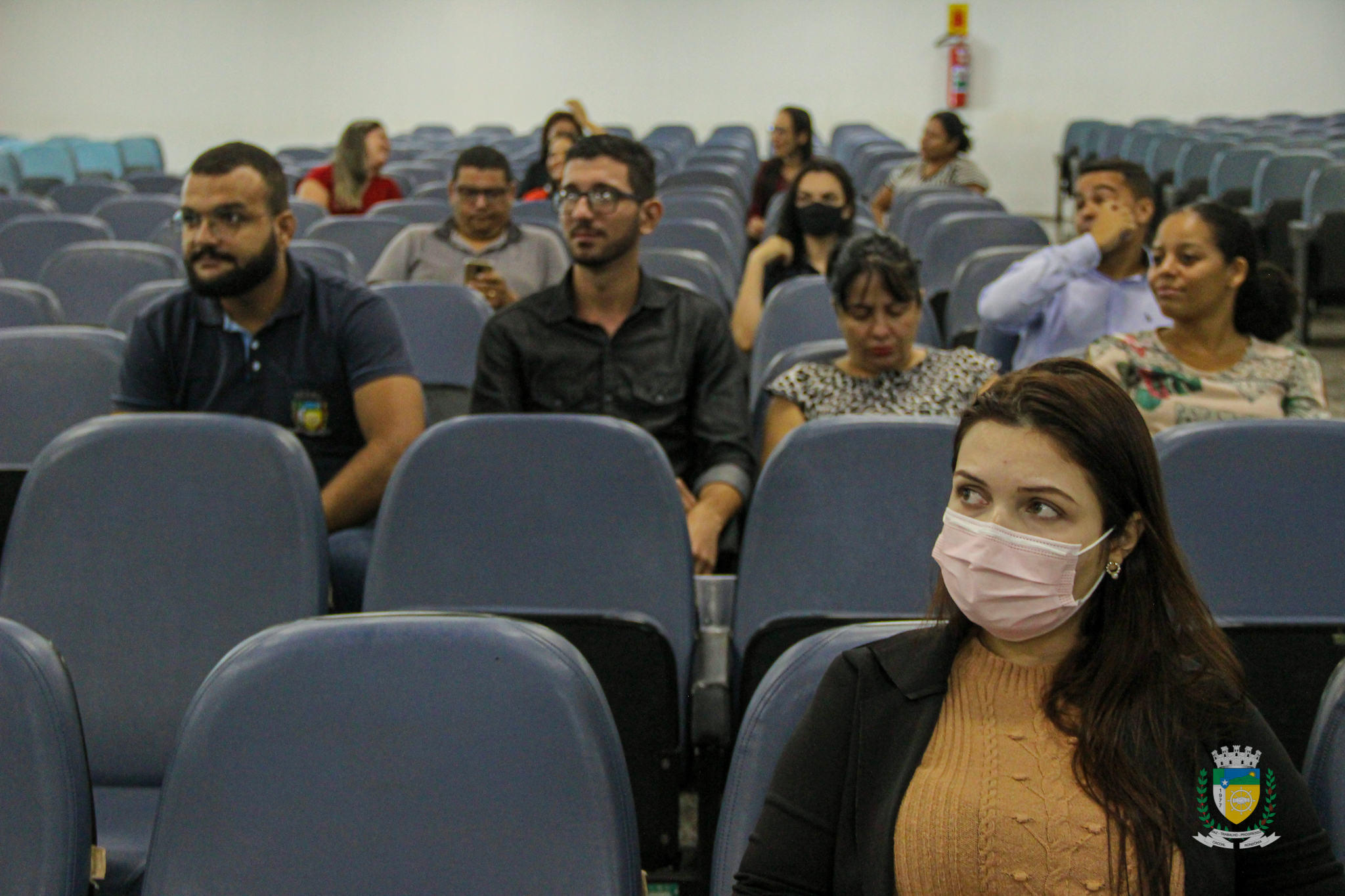 SINSEMUC REALIZA A PRIMEIRA REUNIÃO EXTRAORDINÁRIA COM OS SERVIDORES DA CÂMARA