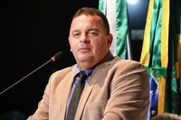 Vereador Dr. Paulo cobra pavimentação ou bloqueteamento no Cernic