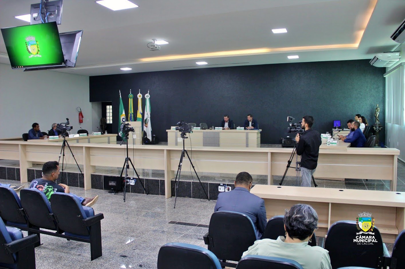 Sessão Extraordinária para recebimento de Representação é prejudicada por falta de quórum