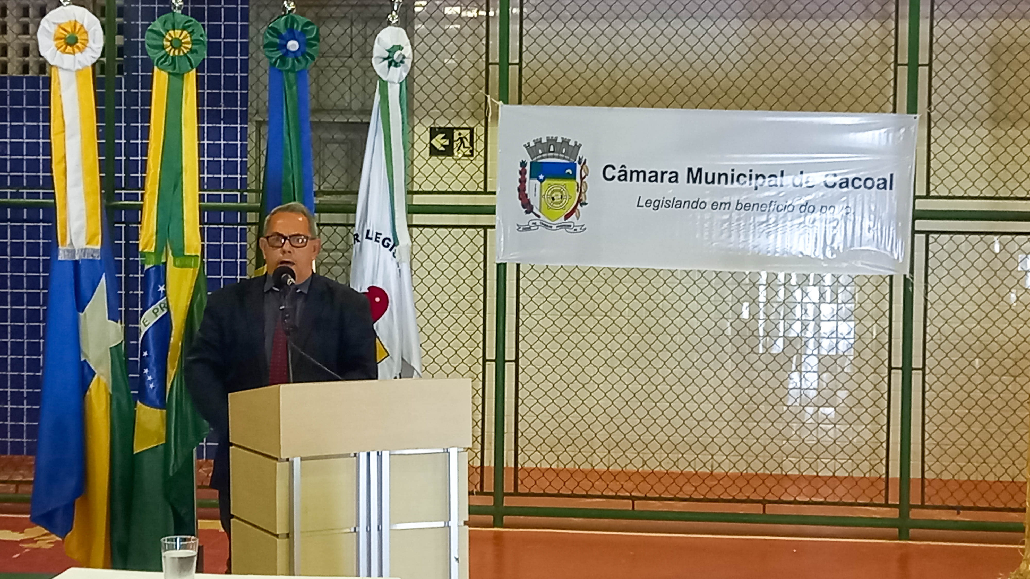 Vereador Corazinho denuncia desvio de verbas em discurso