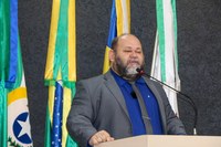Vereador Paulinho do Cinema destaca conquistas esportivas e defende ressocialização dos apenados