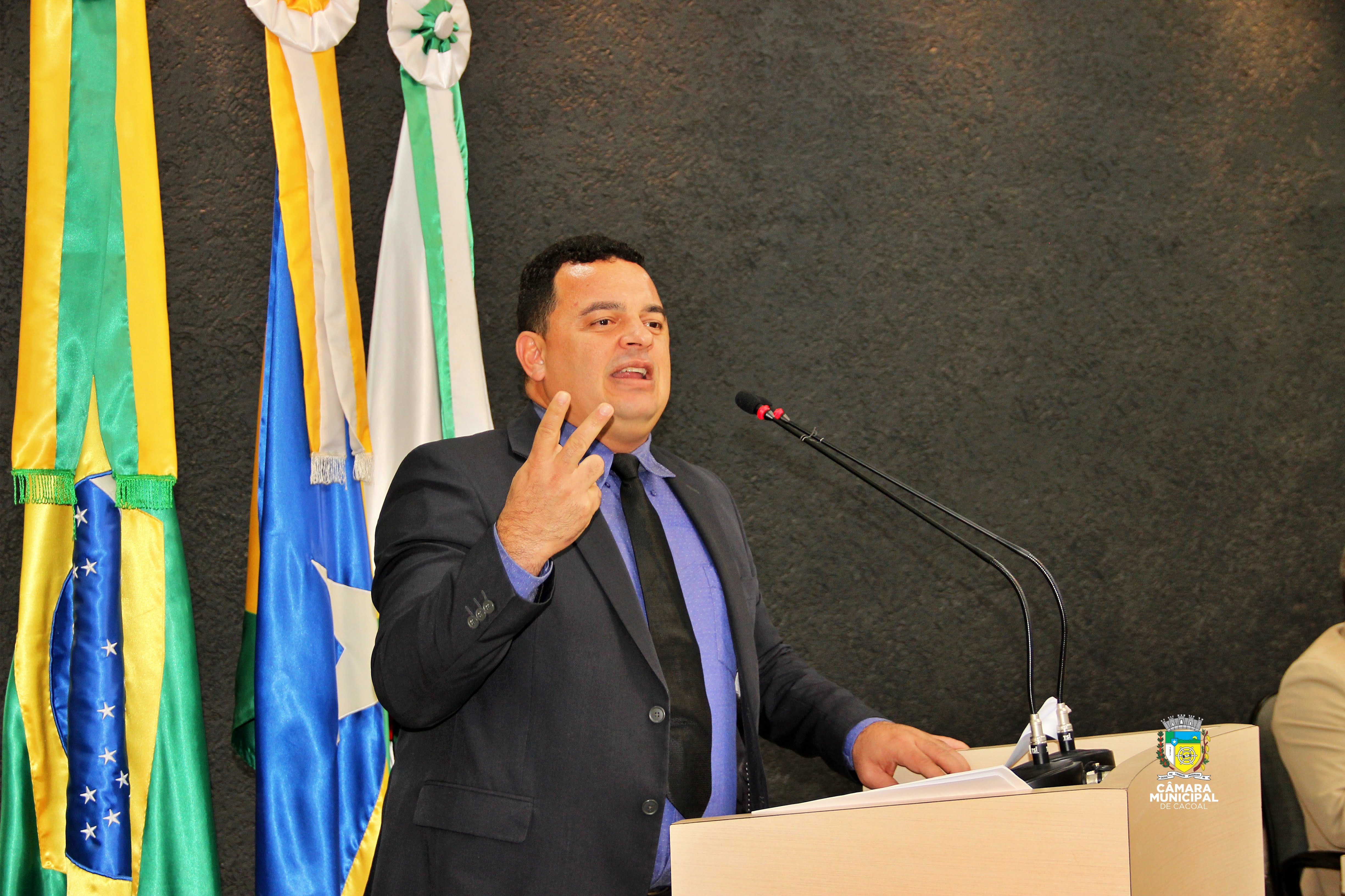 Vereador dr Paulo Henrique indica Psicólogo e Assistente Social na Educação