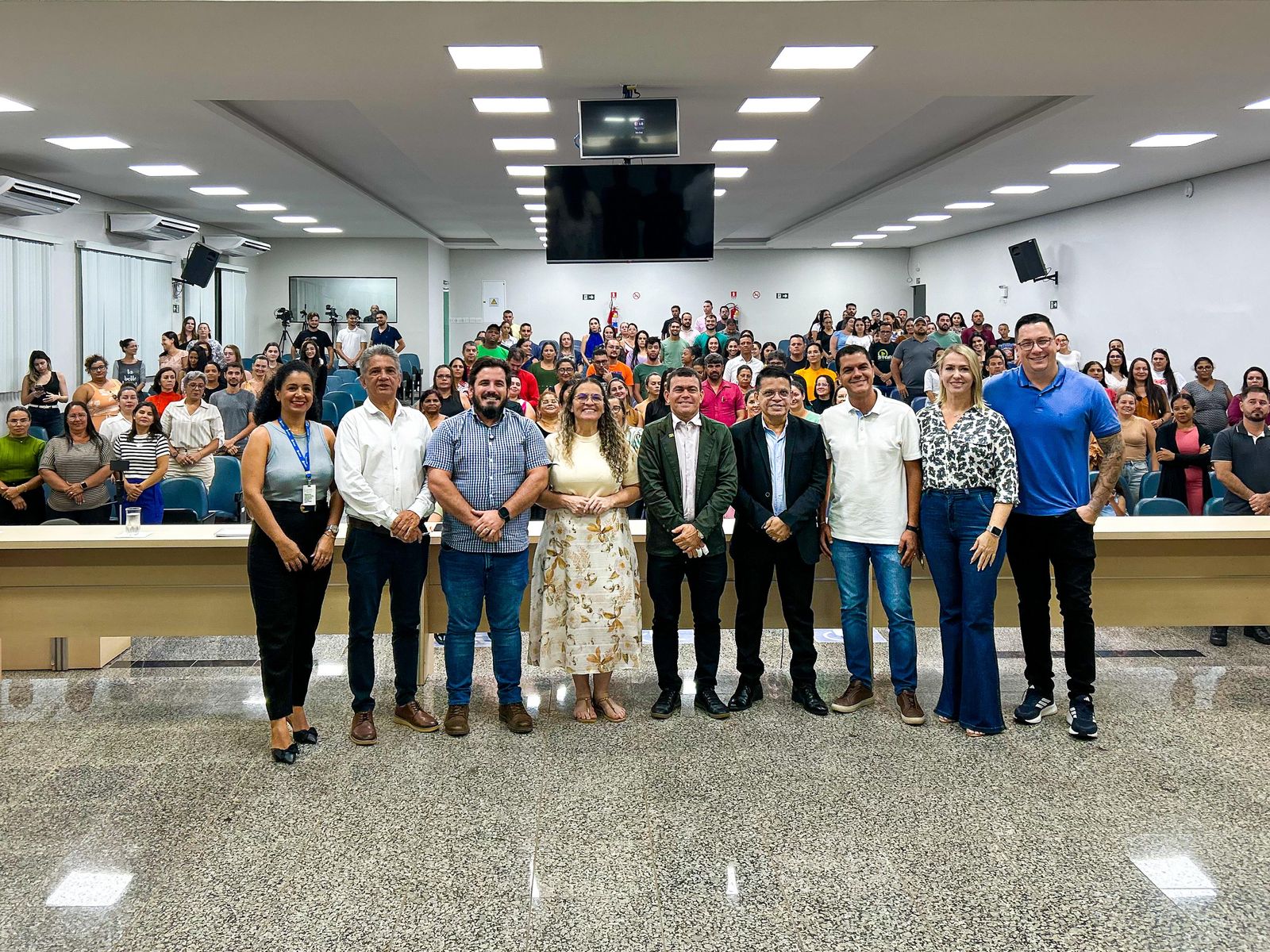 Foi dada a largada neste mês de abril, aos cursos da Escola do Legislativo em Cacoal.