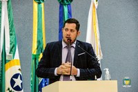 PL do vice-presidente da Câmara Magnison presta homenagem ao senhor Irineu Teodoro da Silva, no Bairro Santo Antônio