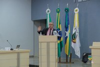 "R$ 5 milhões já estão na conta da Prefeitura", afirma Corazinho ao cobrar pagamento do salário dos professores de Cacoal com reajuste de 33,24%