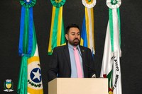"Vereador homenageia líder comunitário na 17ª Sessão da Câmara de Cacoal"